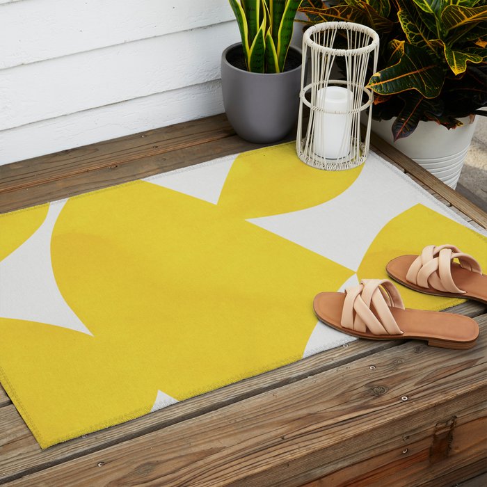 Close to Yellow 02 Outdoor Rug Gallery Image 2