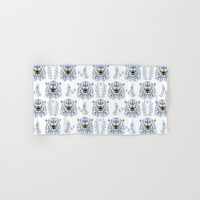 Southern Bee Bath Towel Gallery Image 1