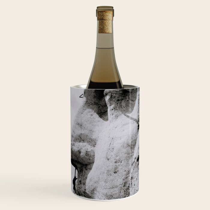Workmen on face of George Washington, Mount Rushmore, South Dakota black and white photograph Wine Chiller Gallery Image 1