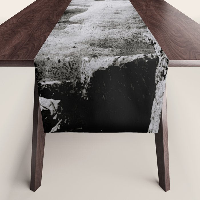 Workmen on face of George Washington, Mount Rushmore, South Dakota black and white photograph Table Runner Gallery Image 1