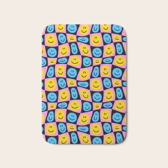 Retro happy smiling face checkered pattern Bath Mat Gallery Image 1