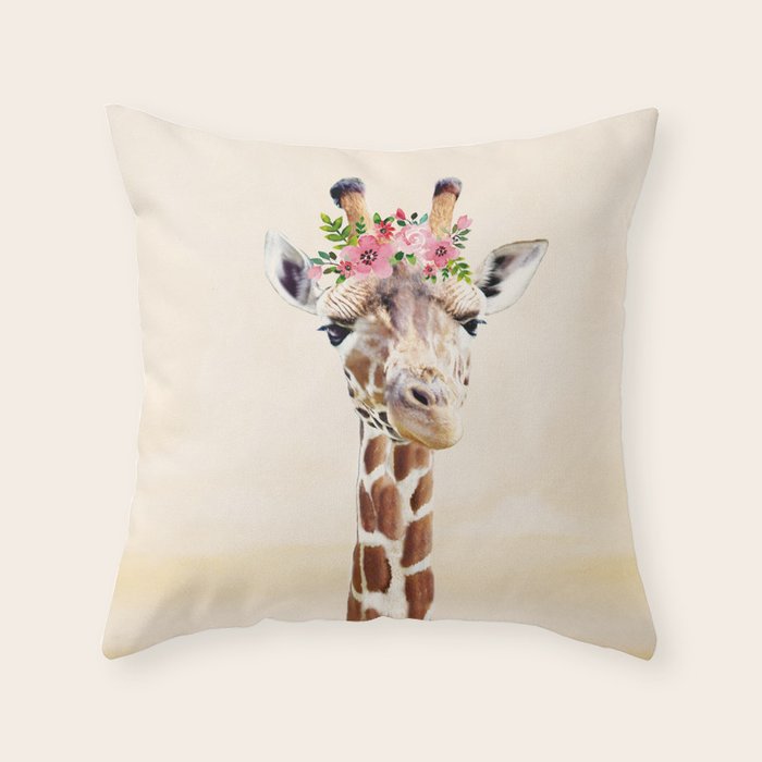 Giraffe Throw Pillow Gallery Image 6