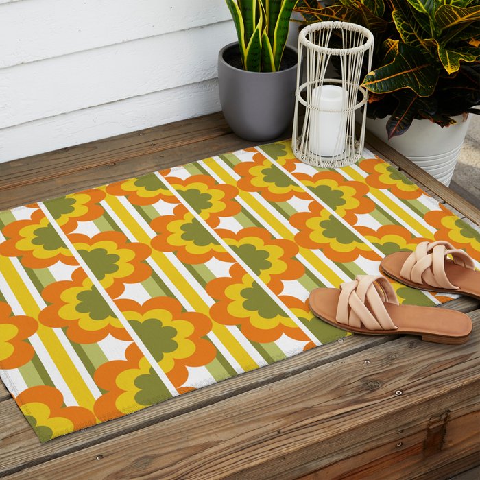 '70's Summer' Orange Yellow Green Outdoor Rug Gallery Image 2