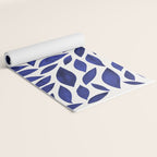 Diamond Leaves â Navy Yoga Mat Gallery Image 2