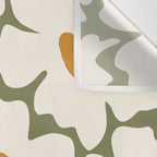 Cute retro floral art Wall Tapestry Gallery Image 3