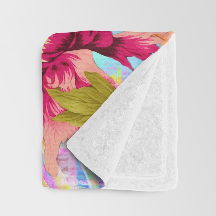 Pura Vida Ageless Fashionista Icon Throw Blanket Gallery Image 3