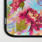 Pura Vida Ageless Fashionista Icon Laptop Sleeve Gallery Image 3