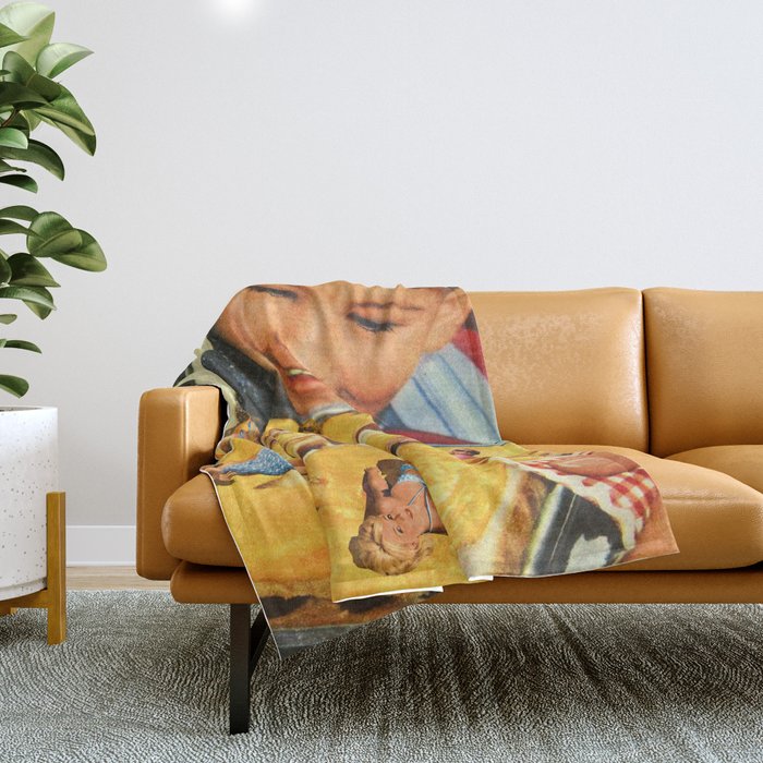Girls on toast - Grilled Cheese Tan Throw Blanket Gallery Image 1
