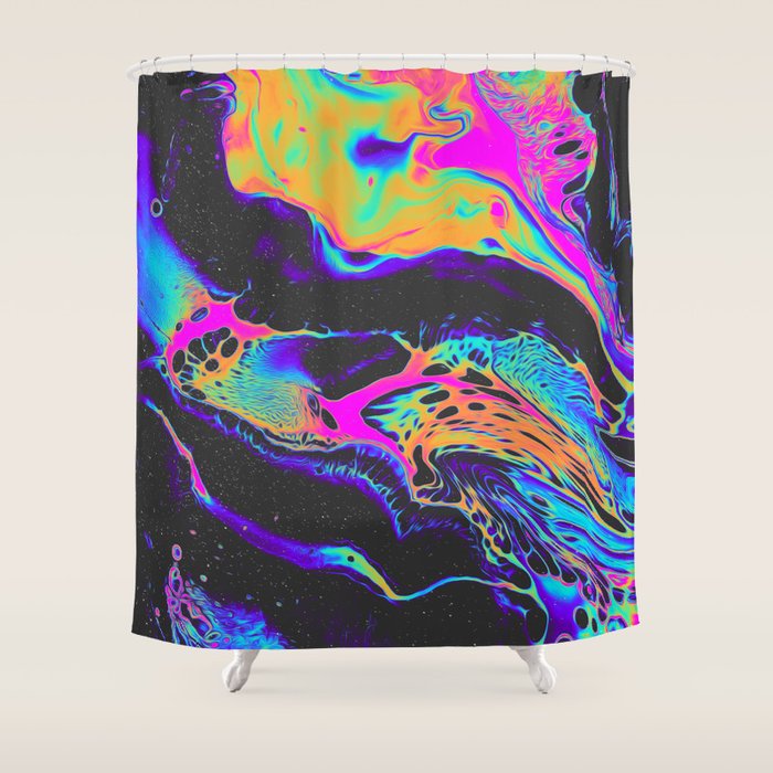 VIDE NOIR Shower Curtain Gallery Image 1