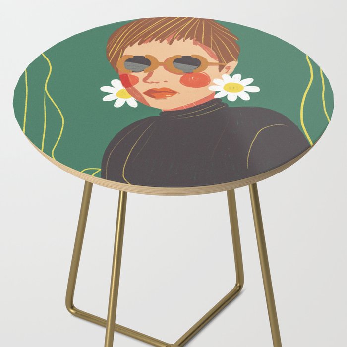 Daisy girl Side Table Gallery Image 2