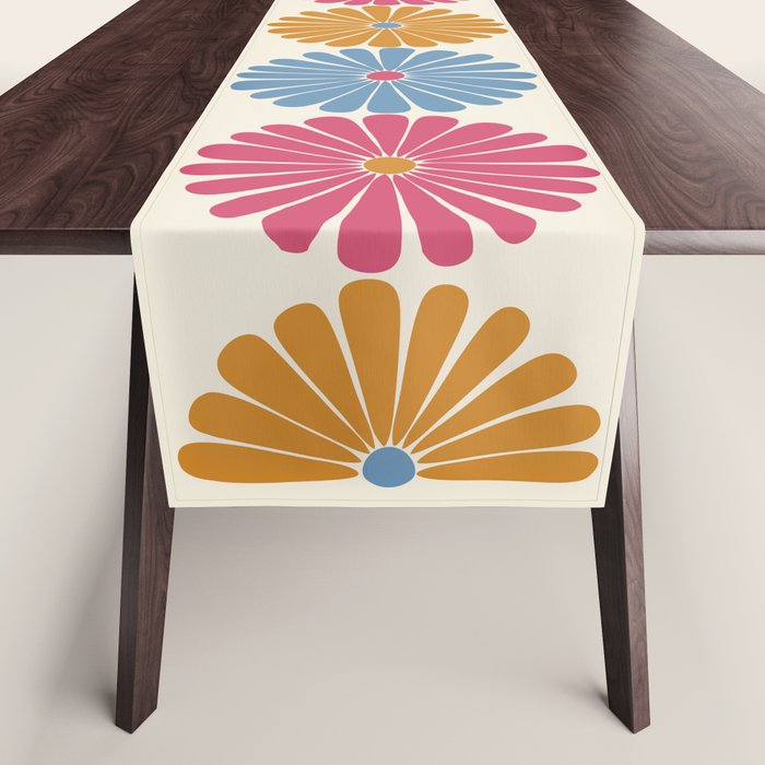 Retro Summer Daisies V Table Runner Gallery Image 1