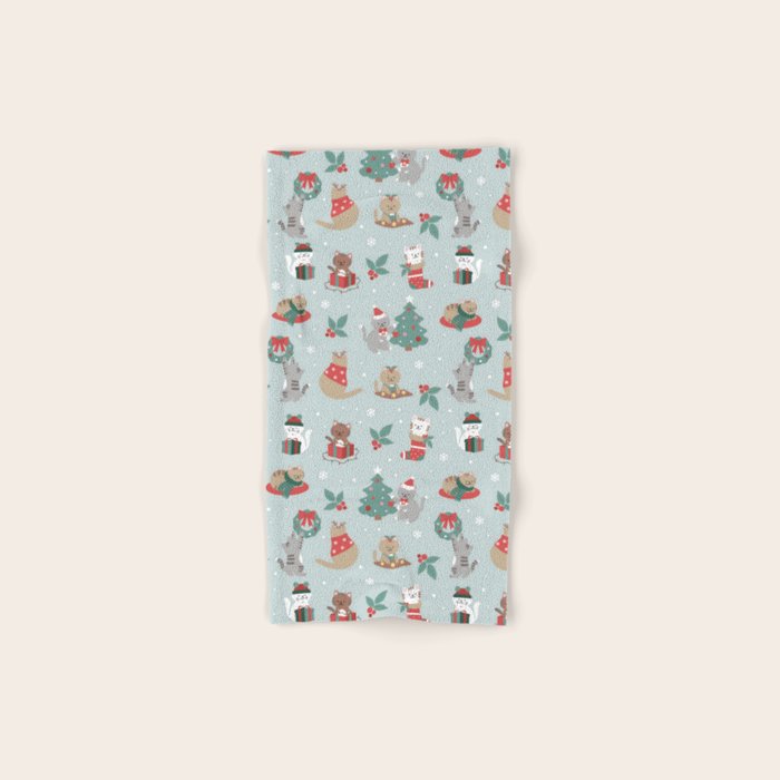 Christmas Festive Cute Holiday Kittens Bath Towel Gallery Image 1