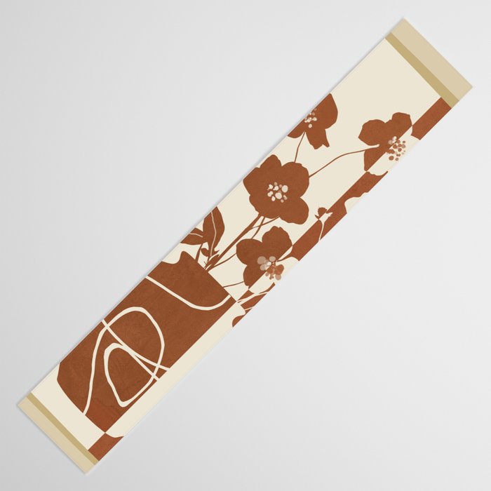 Botanical Contras 5 Table Runner Gallery Image 3