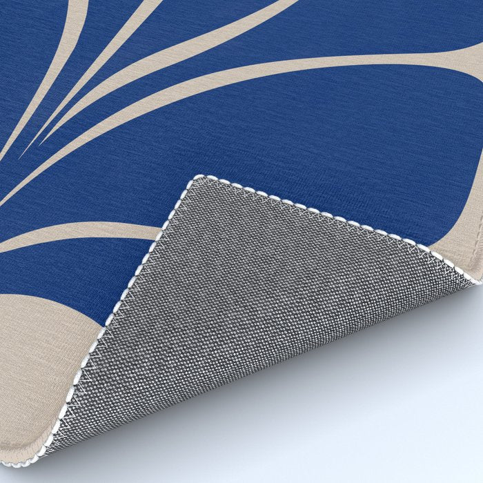 Seven Leaf Plant - 3/3 Rug Gallery Image 4