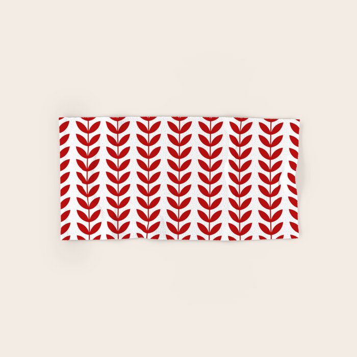 Red Scandinavian leaves pattern Bath Towel Gallery Image 1
