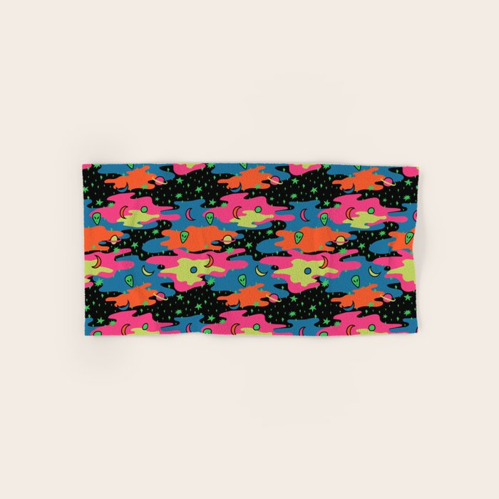 Psychedelic Space Bath Towel Gallery Image 1