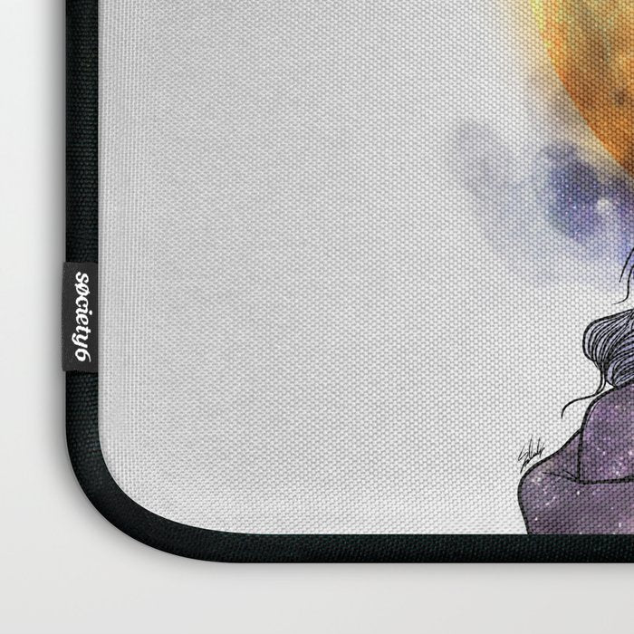 The queen of universe. Laptop Sleeve Gallery Image 3