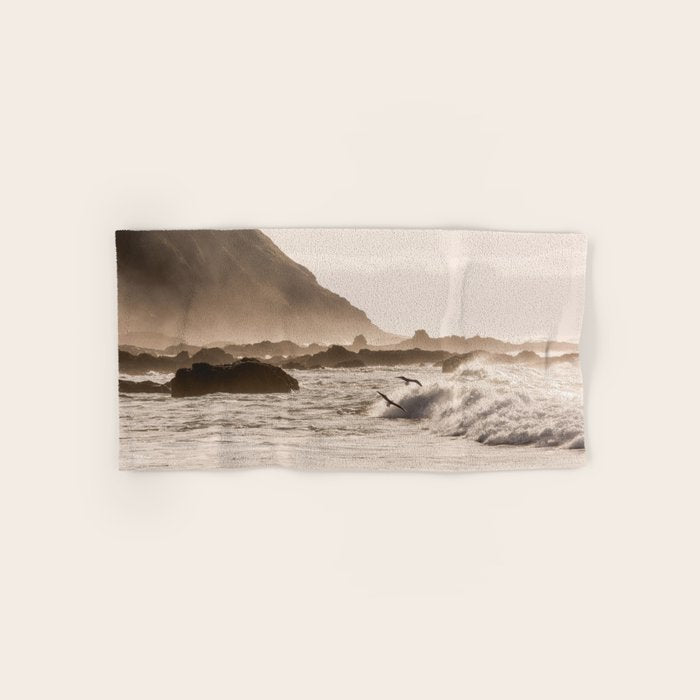 Pacific Coast Summer Beach Sunset Bath Towel Gallery Image 1