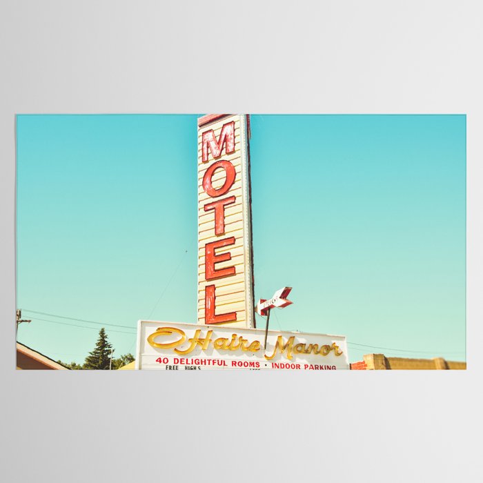 O'Haire Manor Motel Tablecloth Gallery Image 2