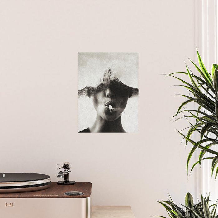 The sound of waves ... Poster Gallery Image 2