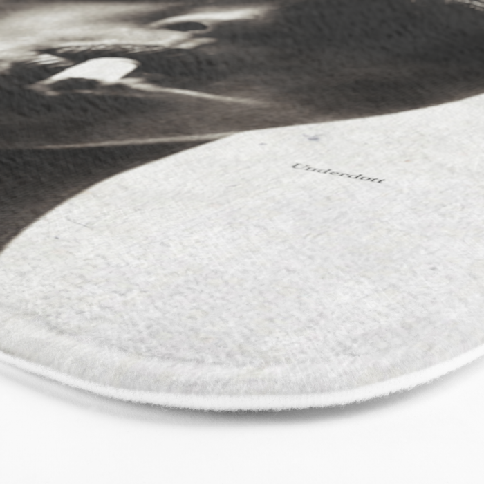 The sound of waves ... Bath Mat Gallery Image 3