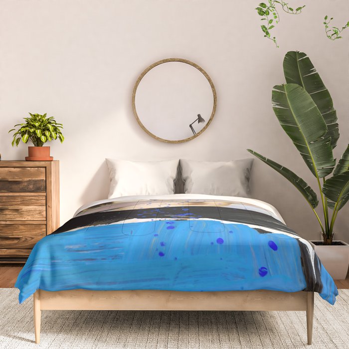 Picture of a Lady With Paint Smears Comforter Gallery Image 3