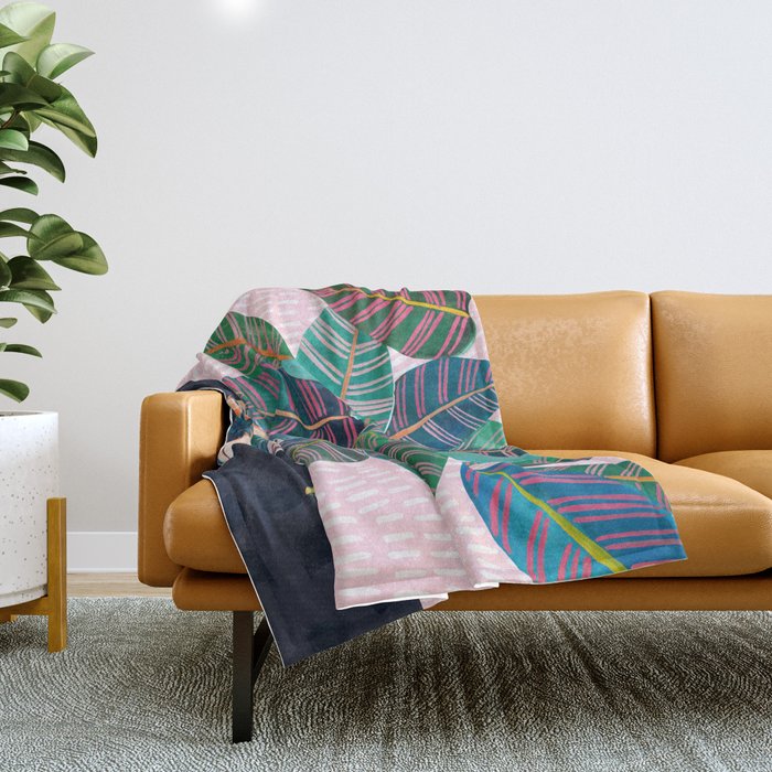 Wild Cat Throw Blanket Gallery Image 1