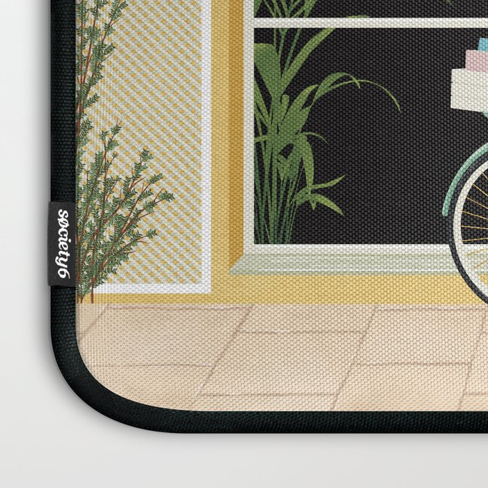 Madrid Book Shop Laptop Sleeve Gallery Image 3