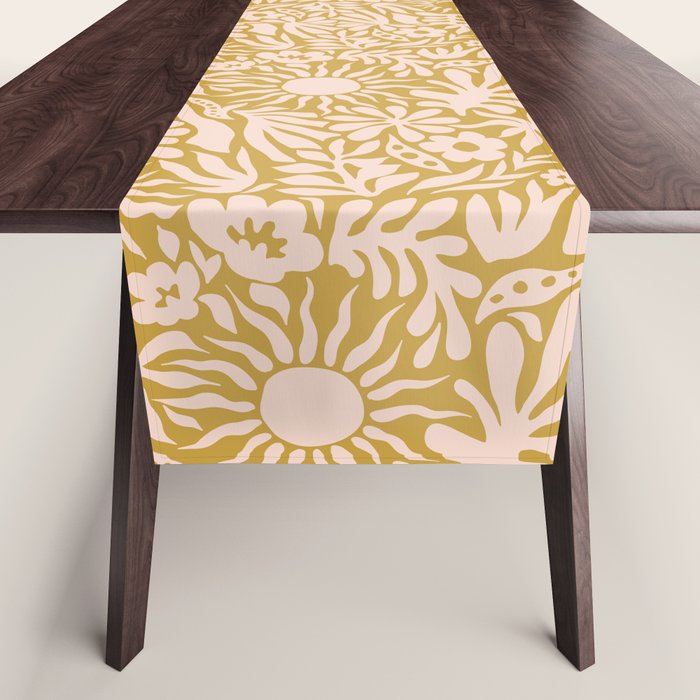 Summer Sensations Gold Table Runner Gallery Image 1