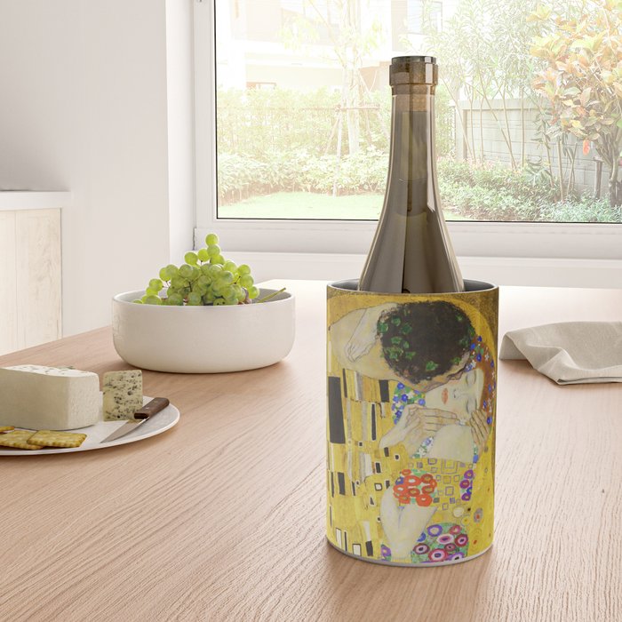 The Kiss - Gustav Klimt, 1907 Wine Chiller Gallery Image 4