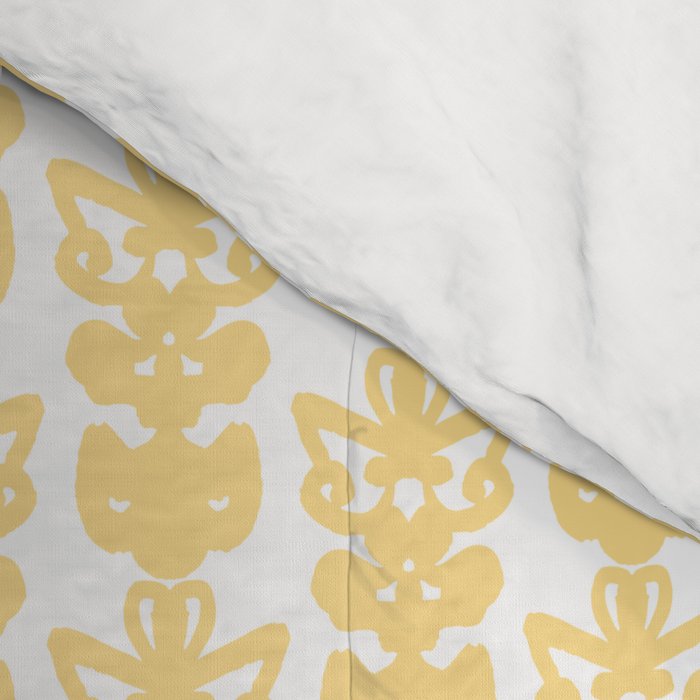 English Country Cottage Petite Willoughby Pattern in Warm Butter Yellow Comforter Gallery Image 4