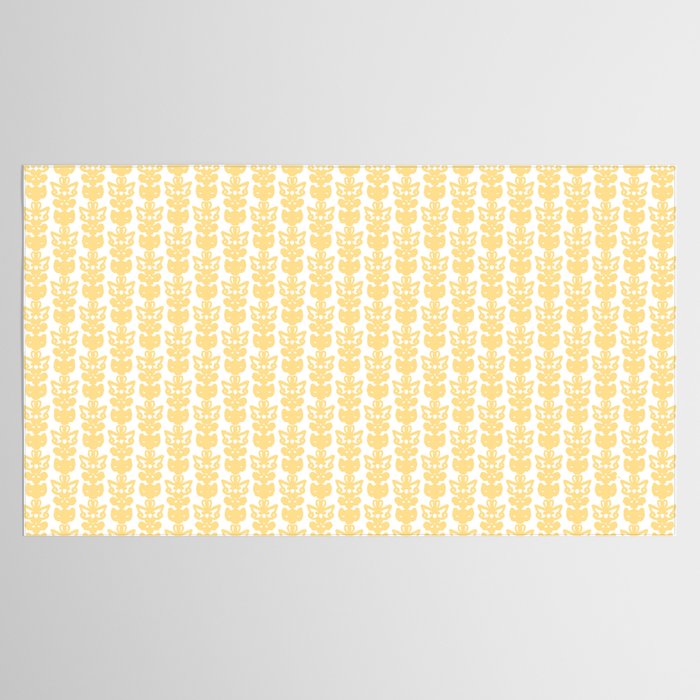 English Country Cottage Petite Willoughby Pattern in Warm Butter Yellow Tablecloth Gallery Image 2