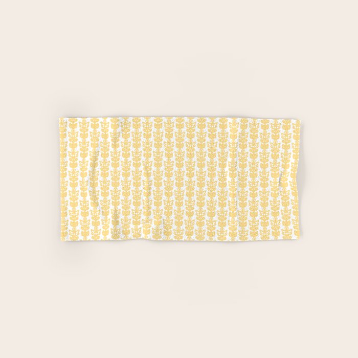 English Country Cottage Petite Willoughby Pattern in Warm Butter Yellow Bath Towel Gallery Image 1