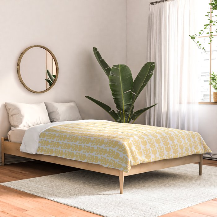 English Country Cottage Petite Willoughby Pattern in Warm Butter Yellow Comforter Gallery Image 2