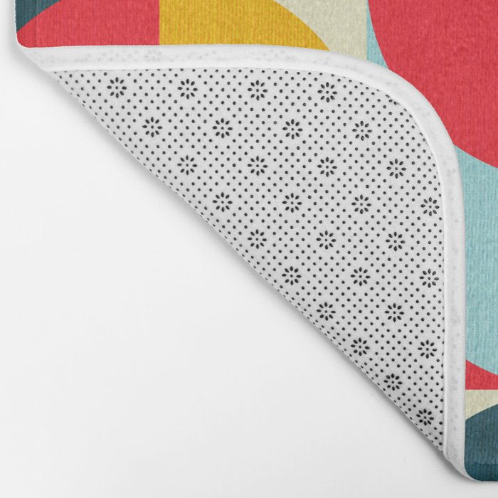 Mid Century Bauhaus Geometric Pattern Bath Mat Gallery Image 2