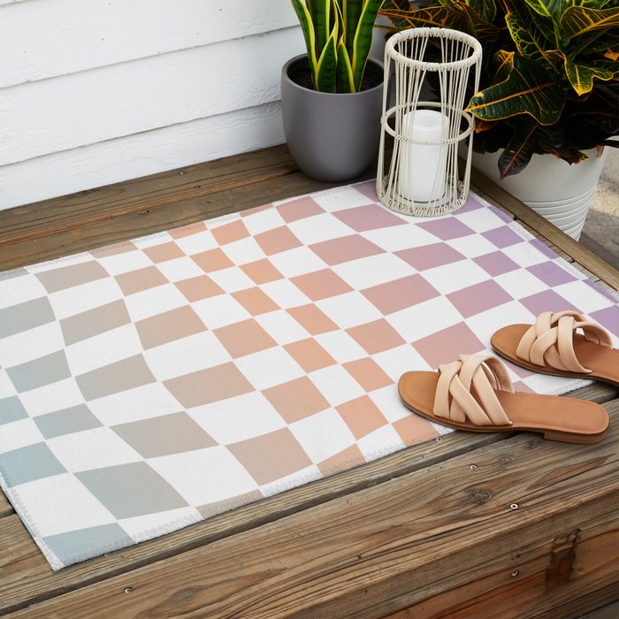2014 gradient checked warp Outdoor Rug Gallery Image 2