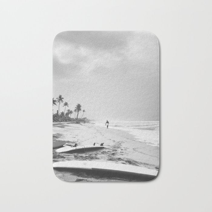 Back and white surf beach photo Bath Mat Gallery Image 1