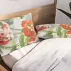 Panneaux de Fleurs  1900 Watercolor Geranium Illustration Pillow Sham Gallery Image 2