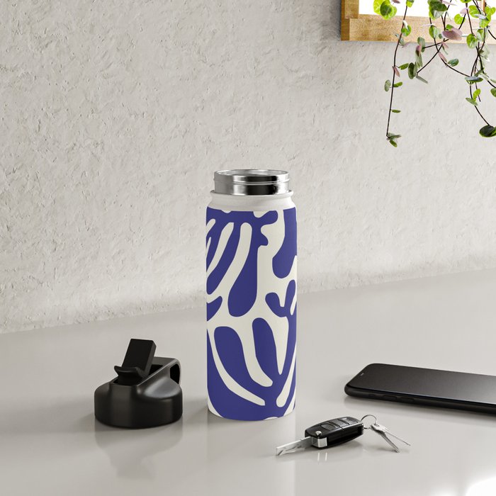 Abstract organic nature leaf art pattern Water Bottle Gallery Image 4
