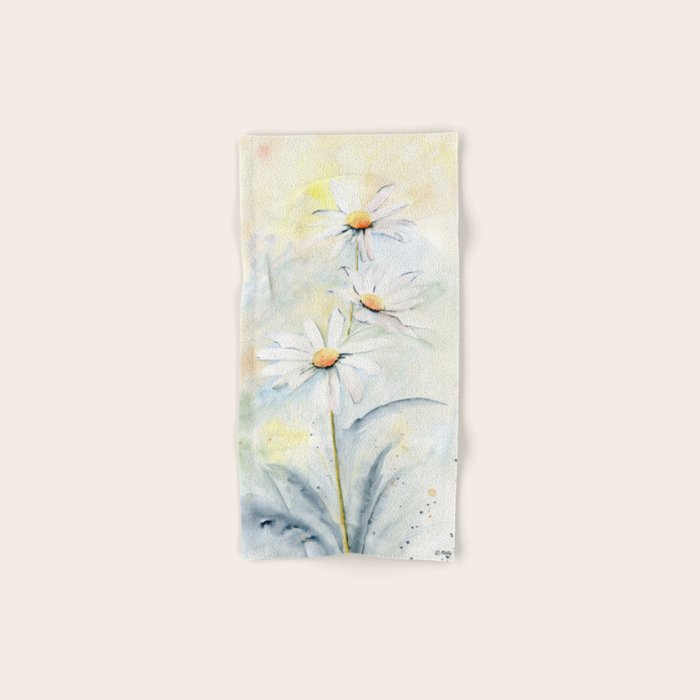 White Daisies Hand & Bath Towel Gallery Image 1