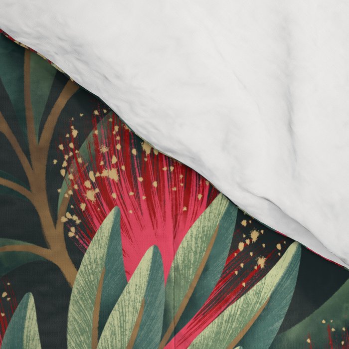 Pohutukawa - Red / Natural Green Comforter Gallery Image 4