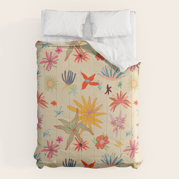 WEIRD FLOWERS Comforter Gallery Image 6
