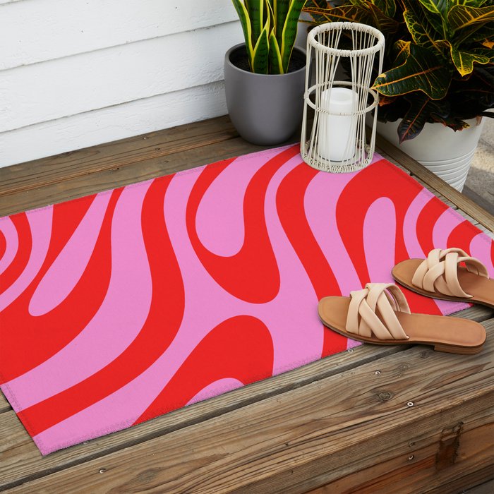Preppy Pink and Red Retro Abstract Wavy Loops Pop Pattern Outdoor Rug Gallery Image 2