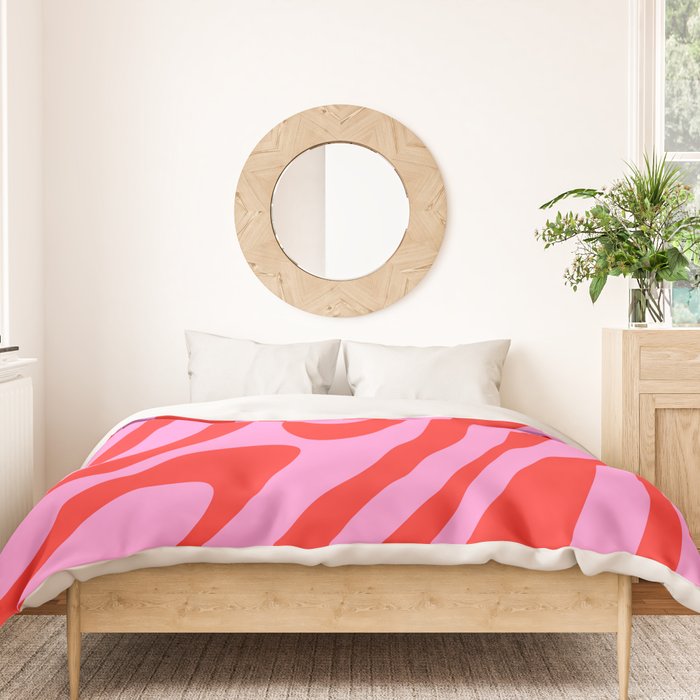 Preppy Pink and Red Retro Abstract Wavy Loops Pop Pattern Duvet Cover Gallery Image 3