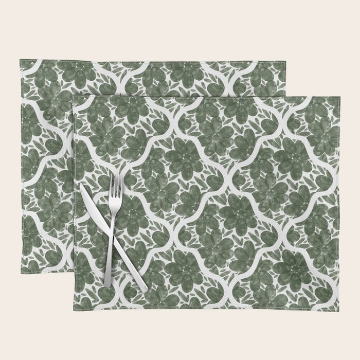 Green Petals Oasis Motif Placemat Gallery Image 1