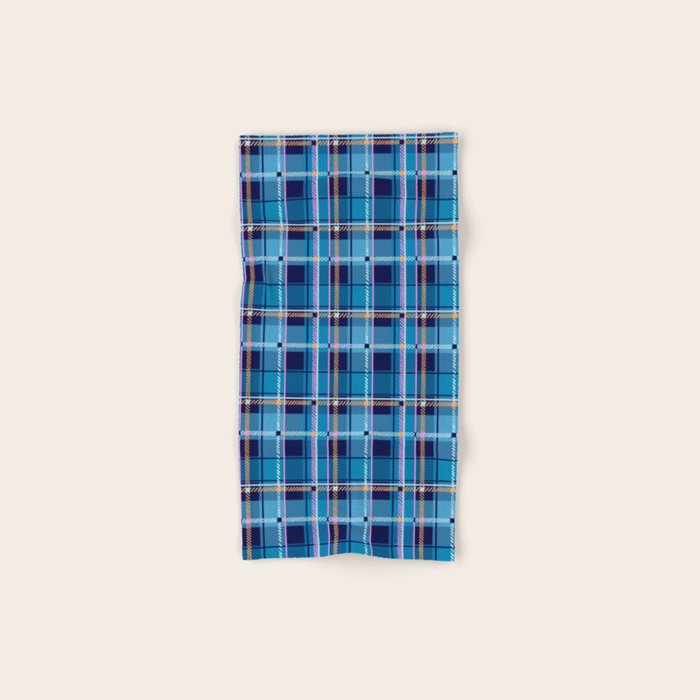 Tartan Motif Style B Bath Towel Gallery Image 1