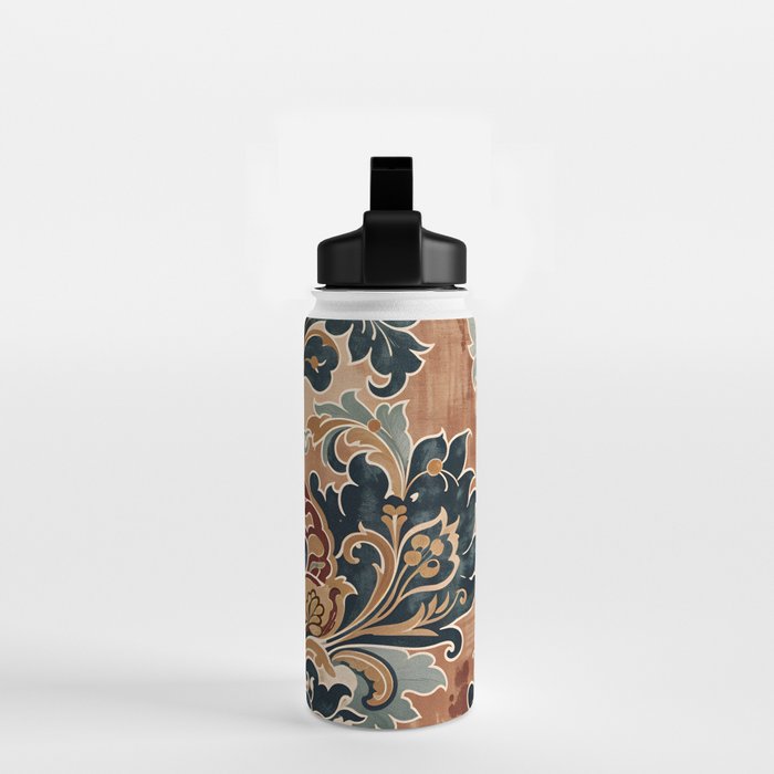 Musk Floral Essence Water Bottle Gallery Image 2