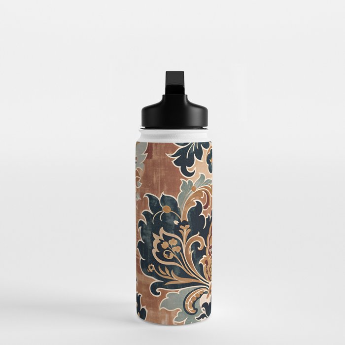 Musk Floral Essence Water Bottle Gallery Image 3