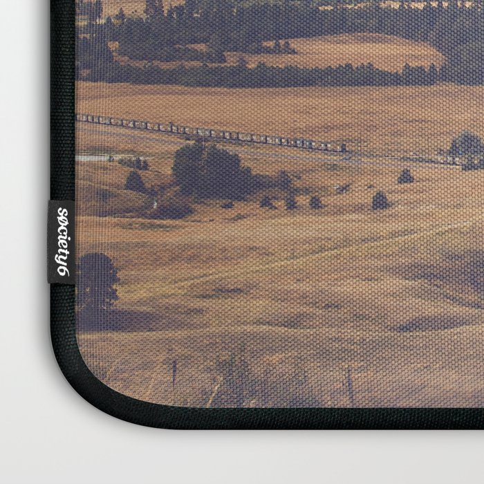 Montana Gold II Laptop Sleeve Gallery Image 3