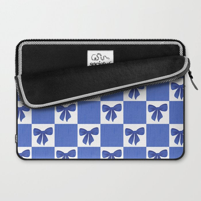 Elegant Blue Bow Checkerboard Pattern - Perfect for Winter and Holiday Themes Laptop Sleeve Gallery Image 2
